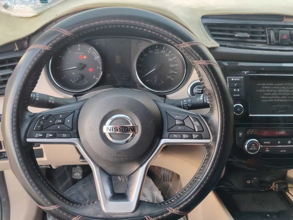 Car image 24