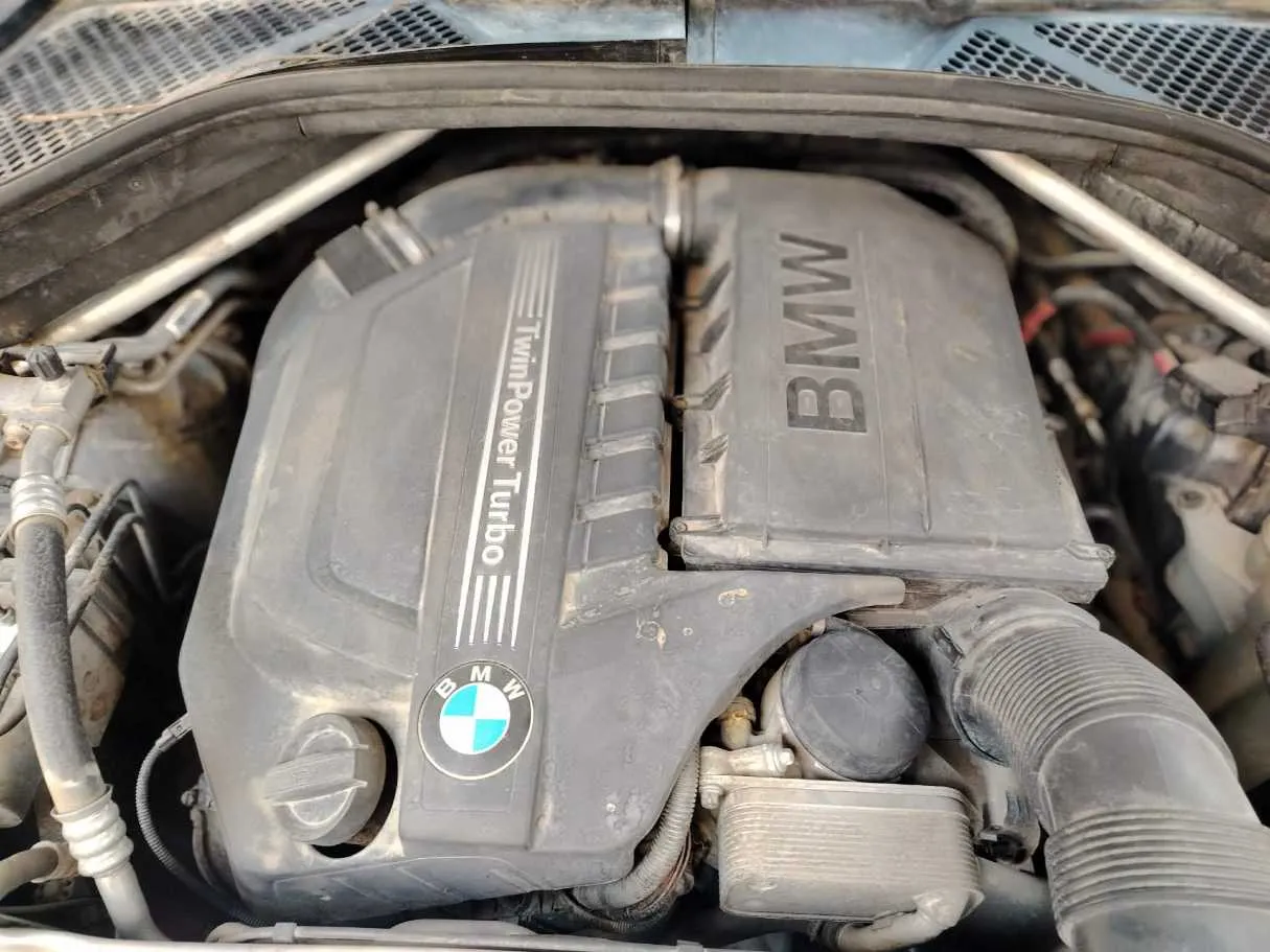 Car image 48