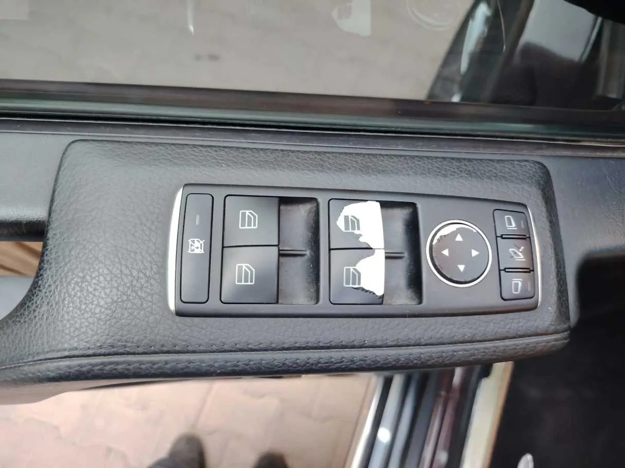 Car image 41