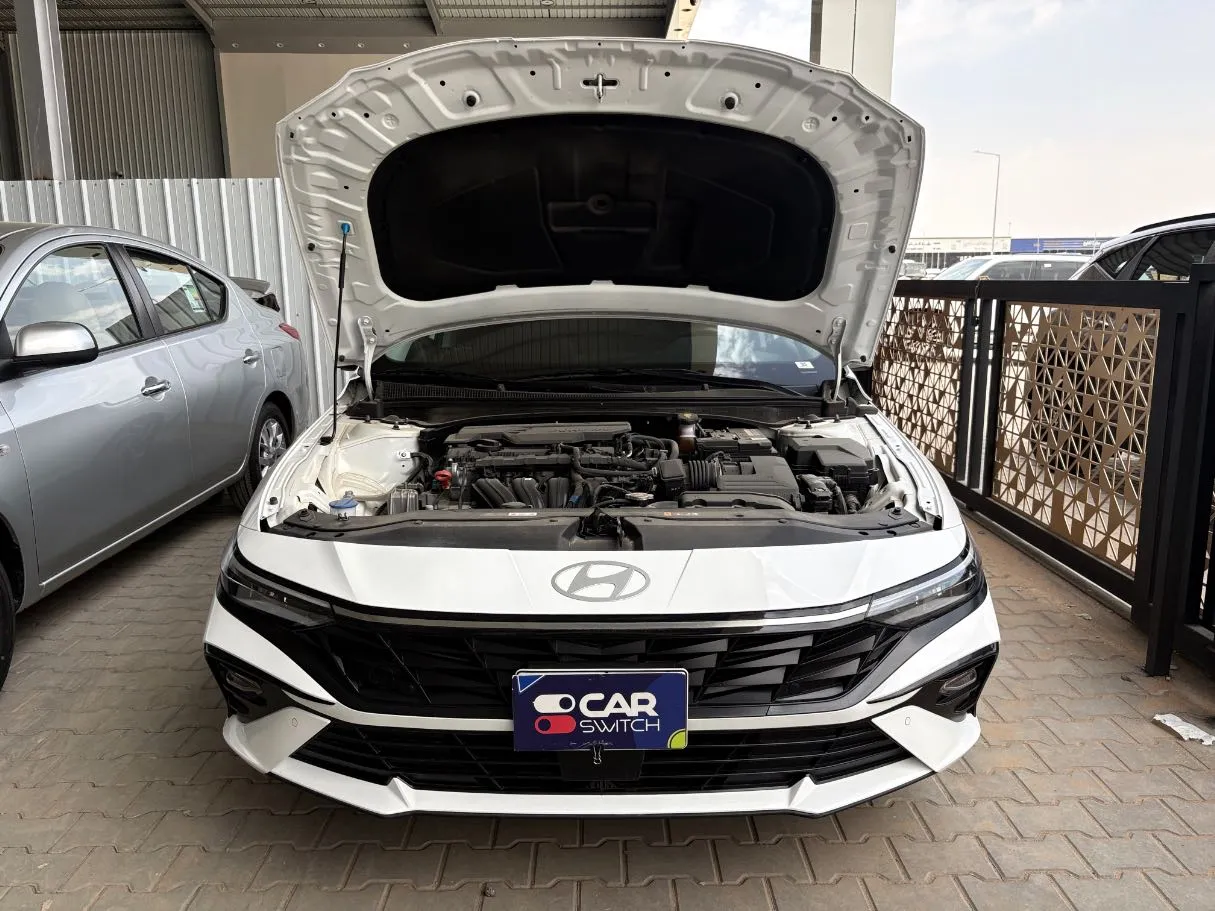 Car image 21
