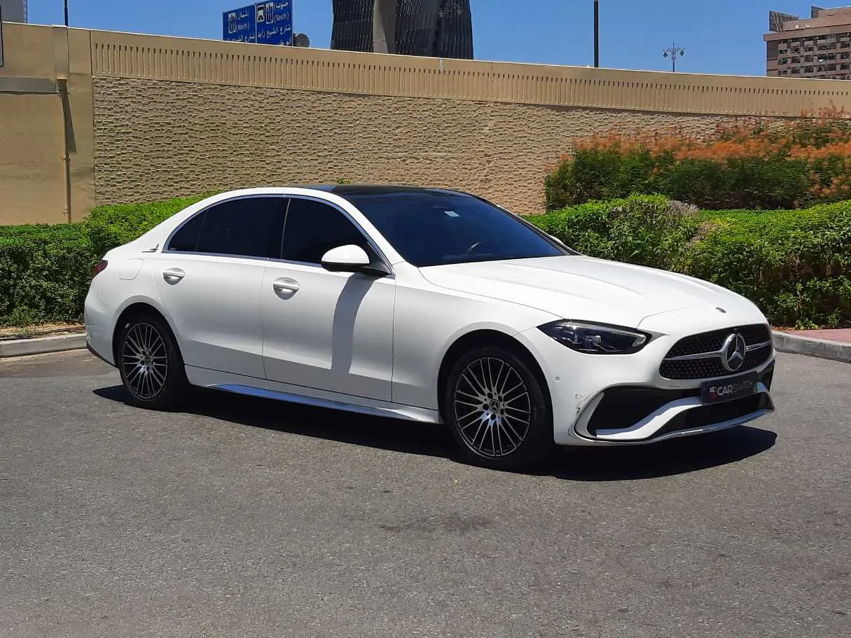 Car image 3