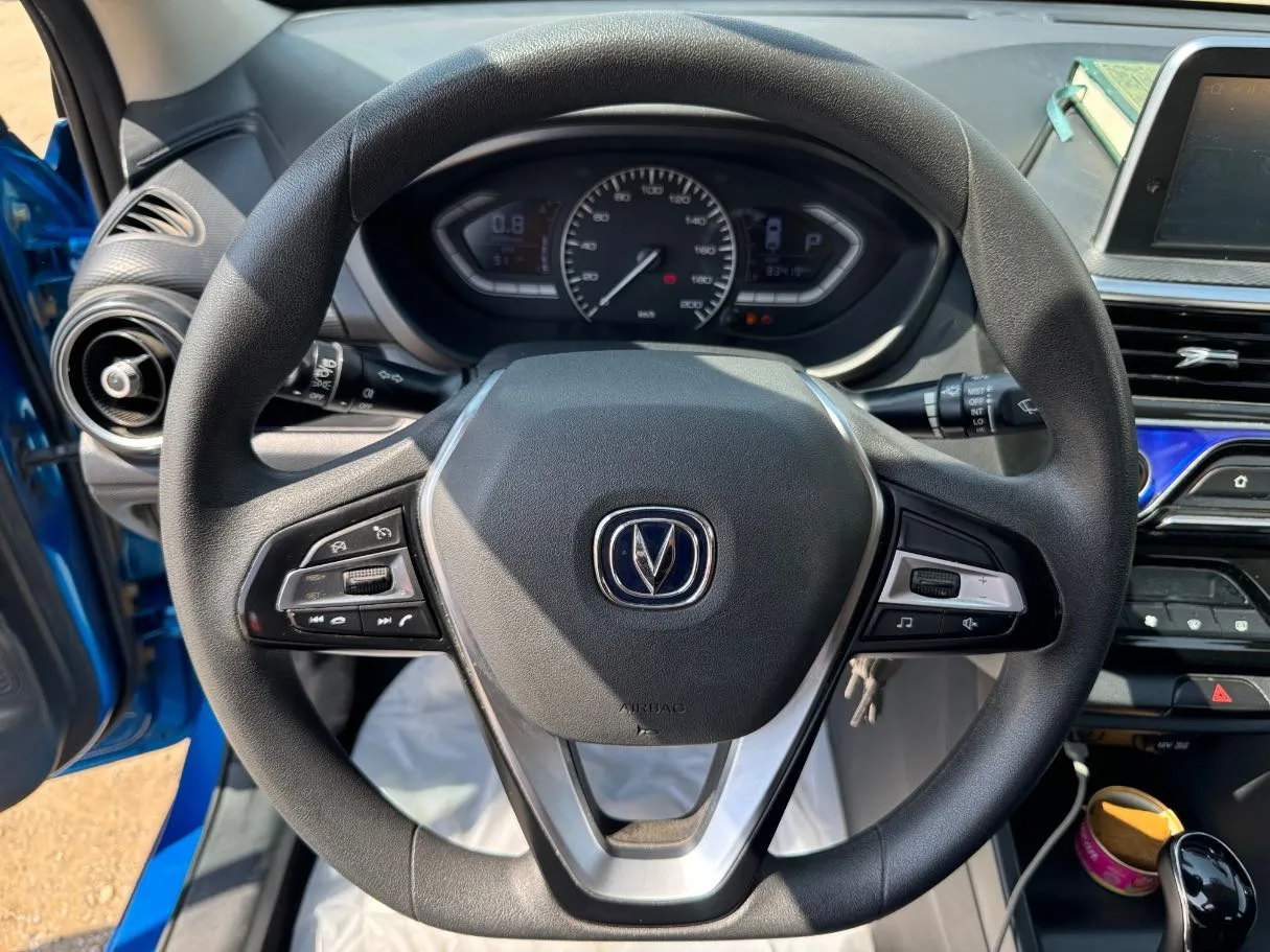 Car image 20