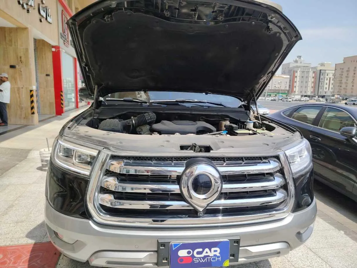 Car image 40