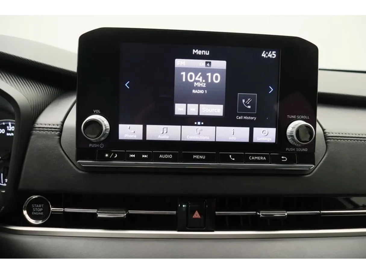 Car image 5