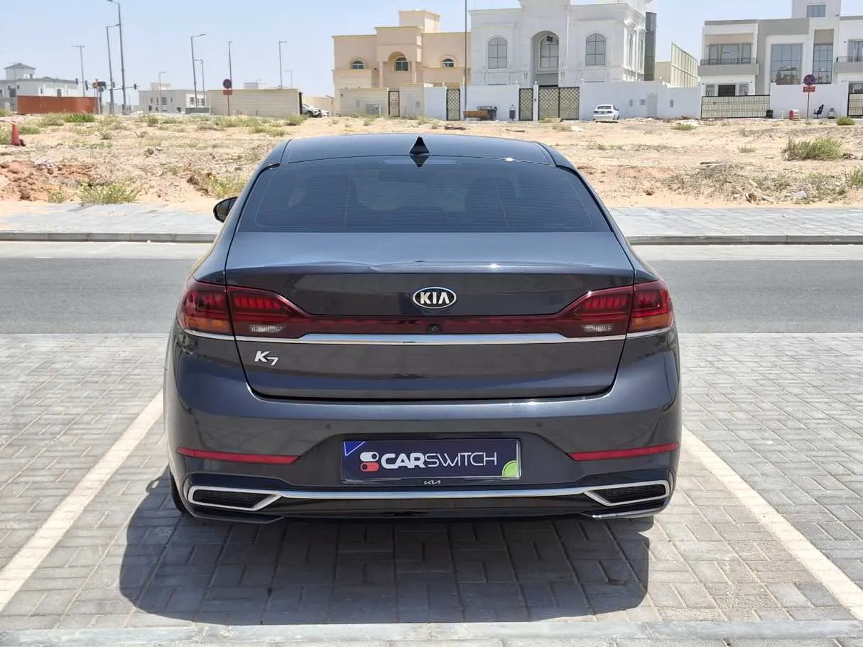 Car image 6