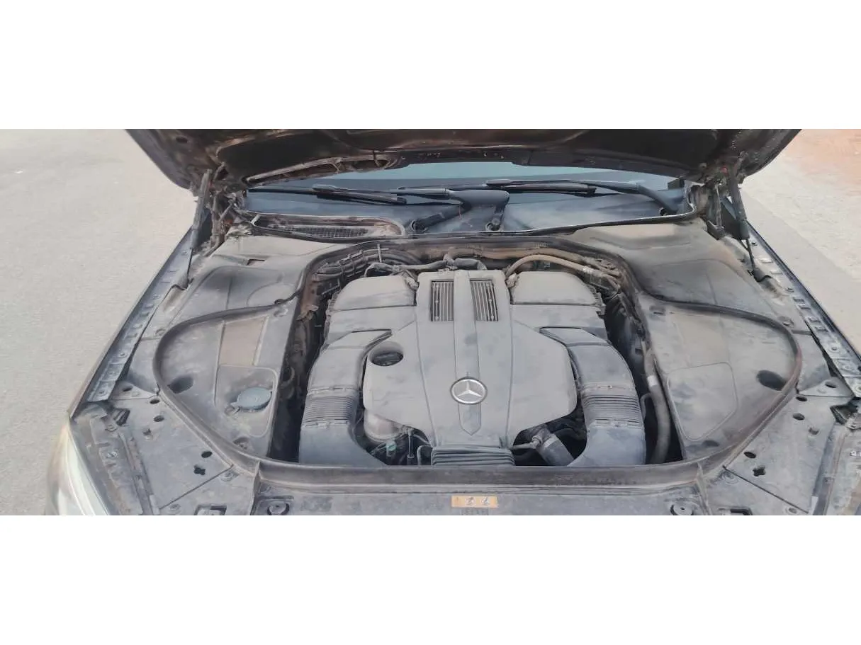 Car image 27