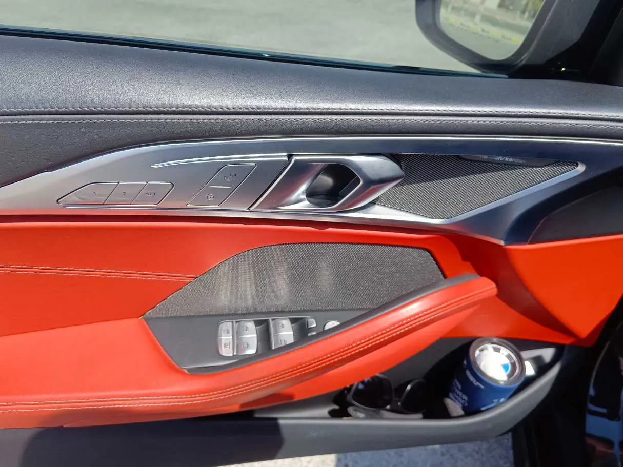 Car image 43