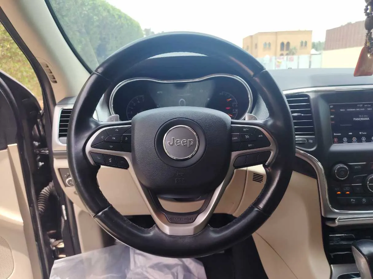 Car image 33