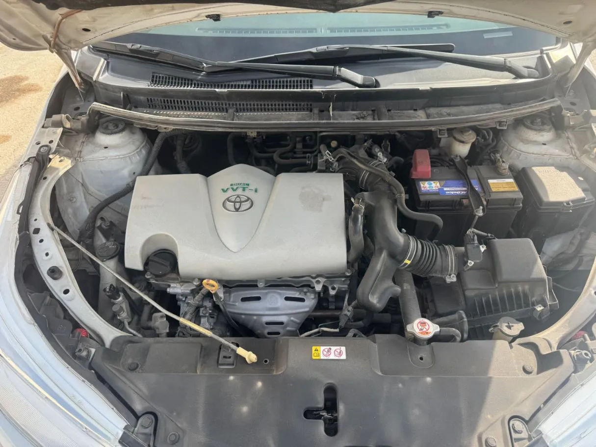 Car image 20