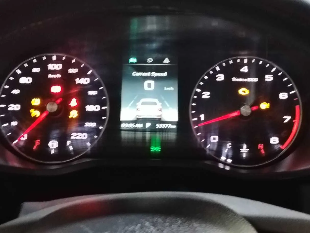 Car image 25