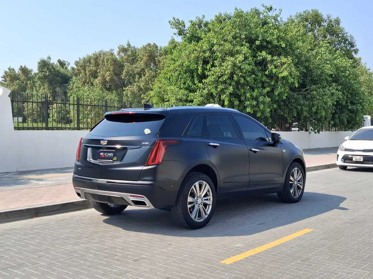Car image 7