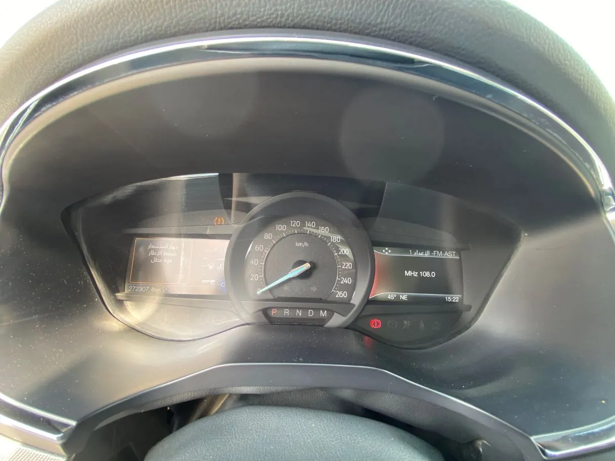 Car image 20