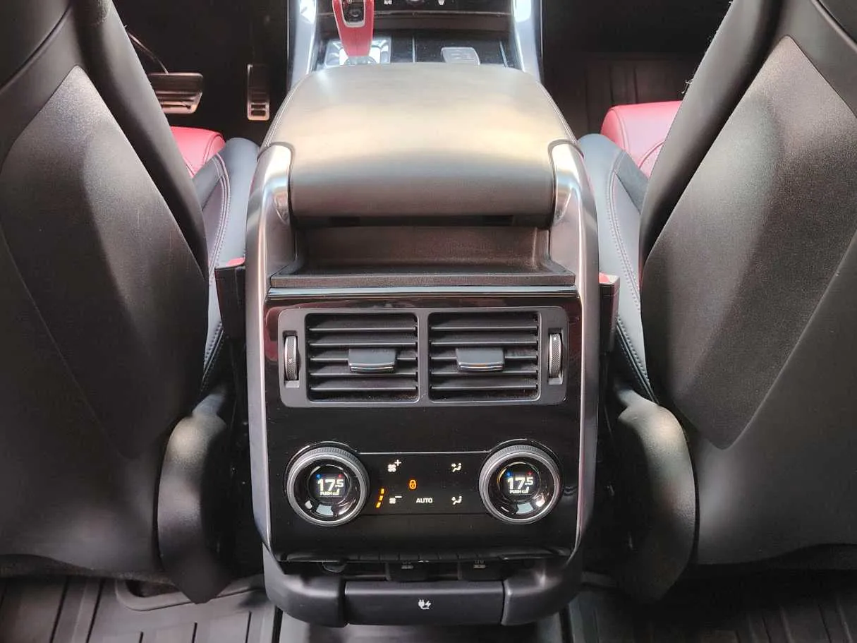 Car image 42