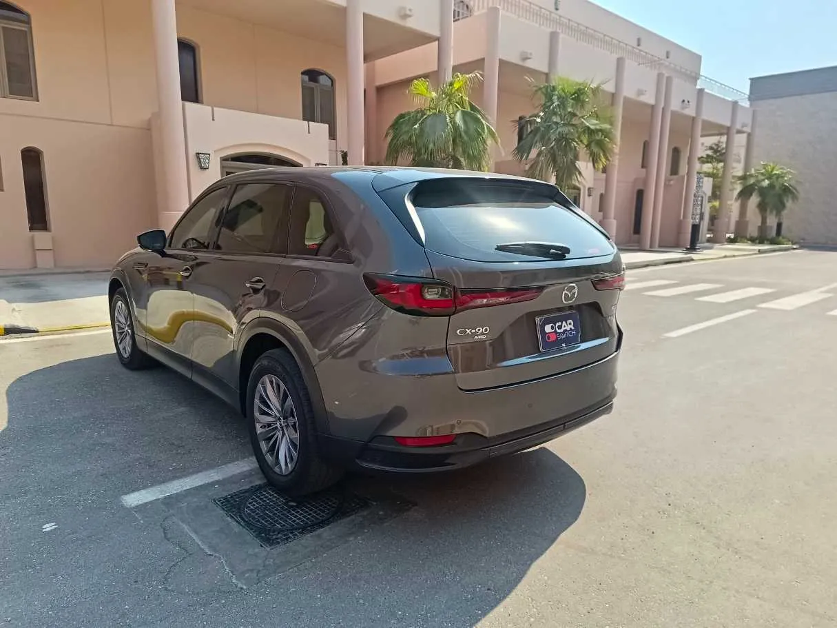 Car image 7