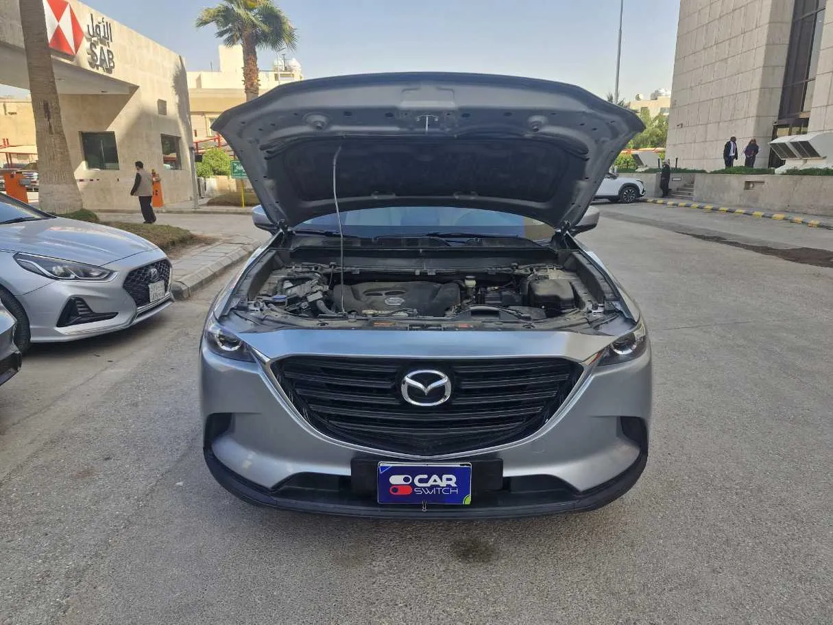 Car image 25