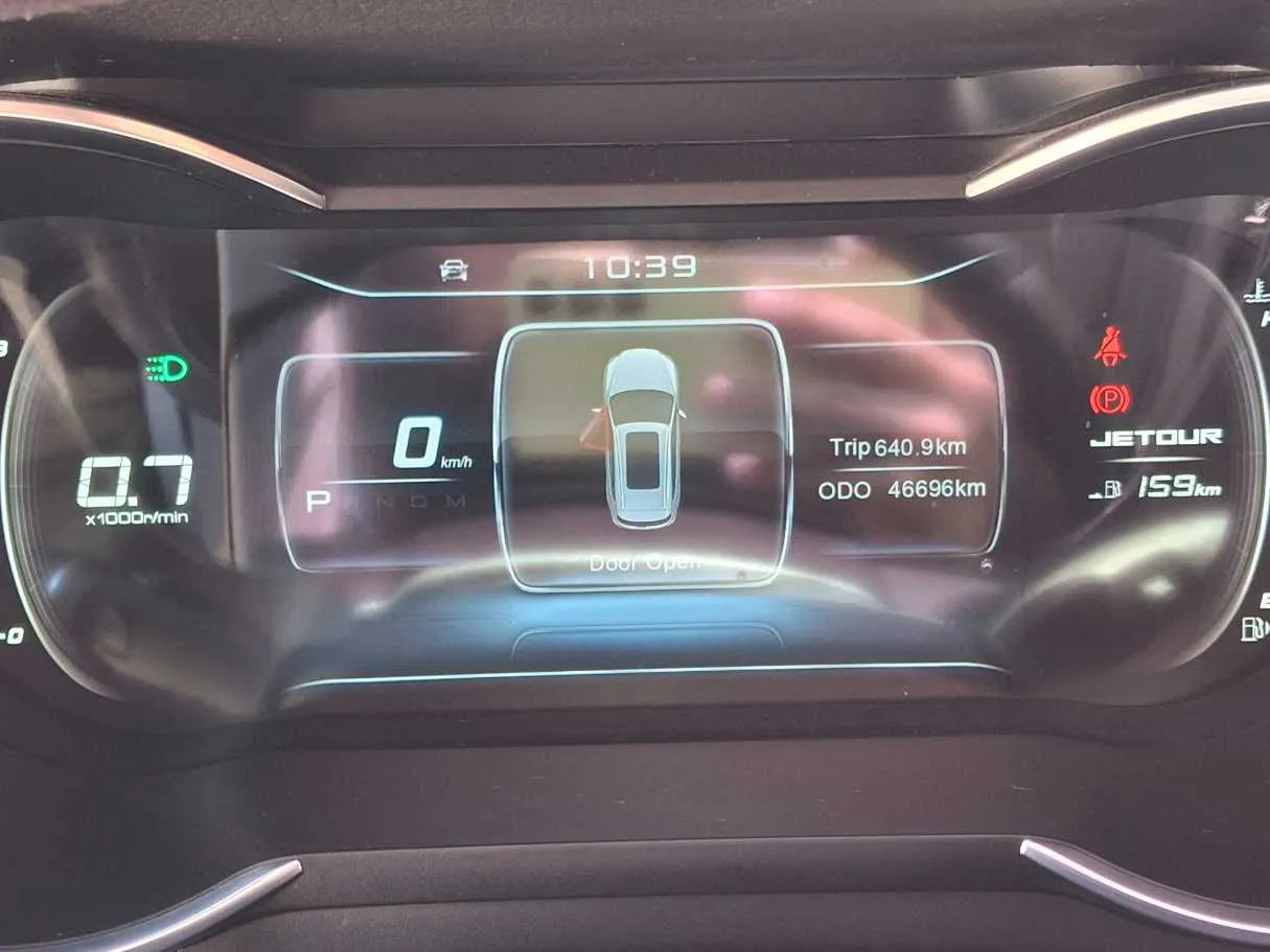 Car image 18