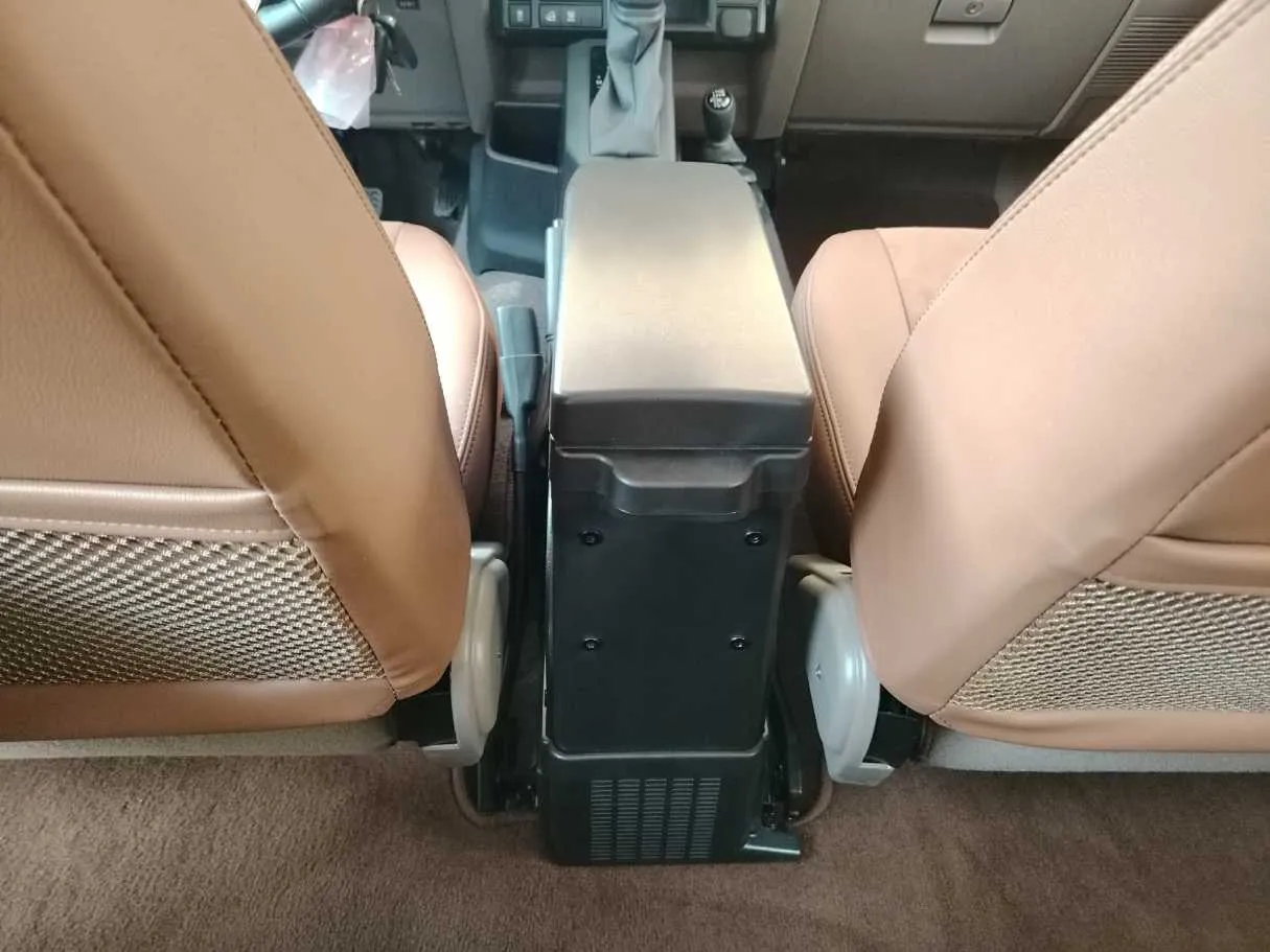 Car image 38