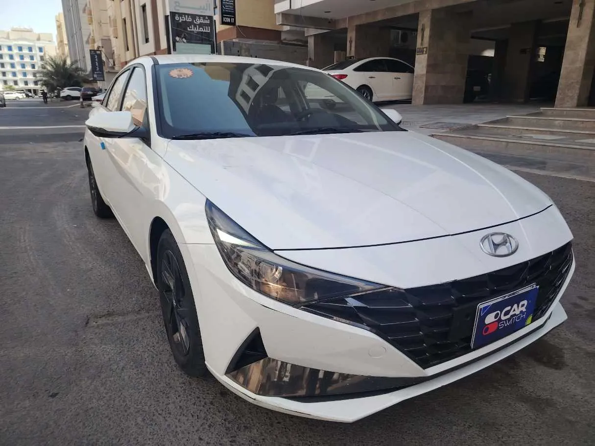 Car image 3