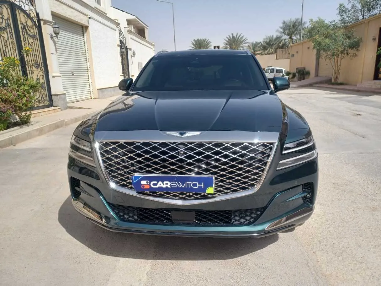 Car image 2