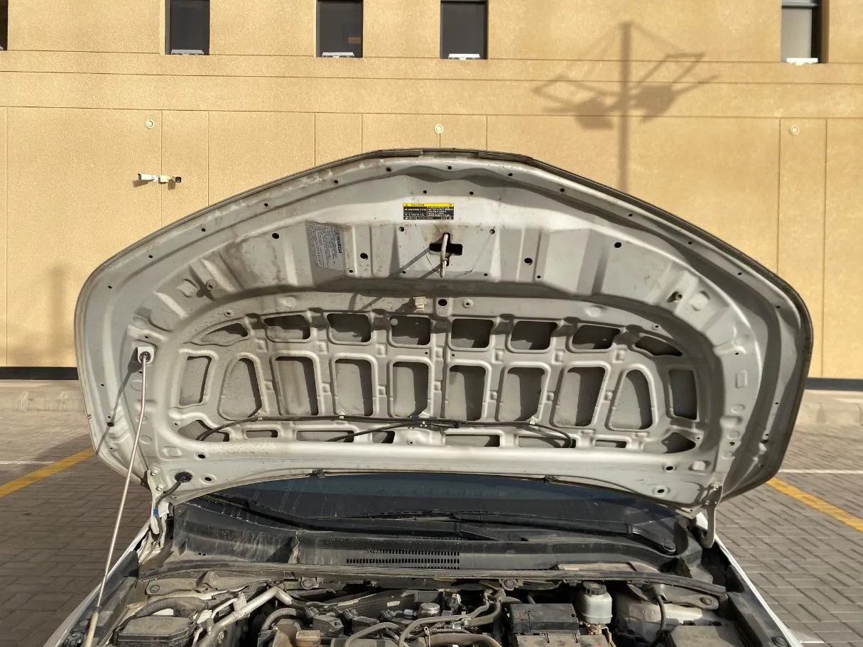 Car image 22