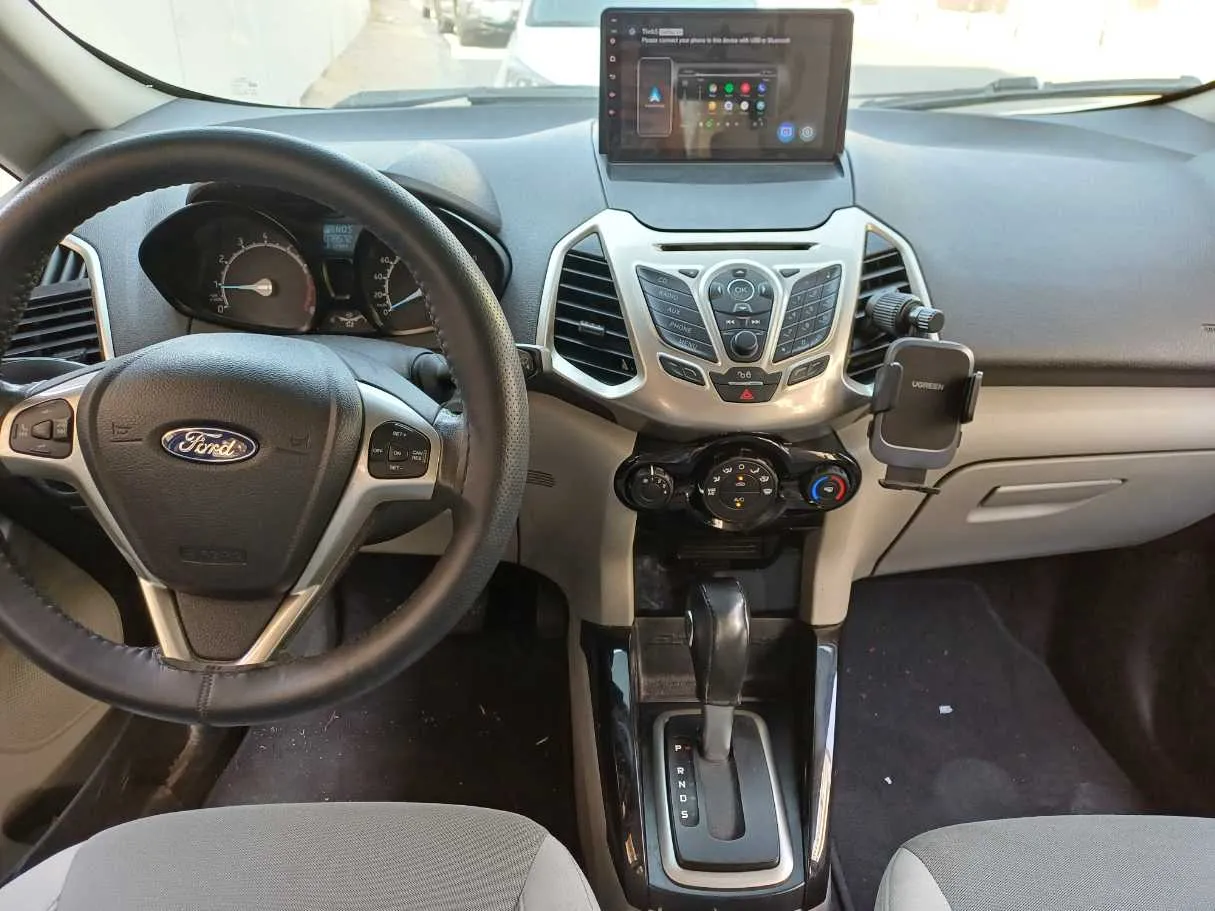Car image 16