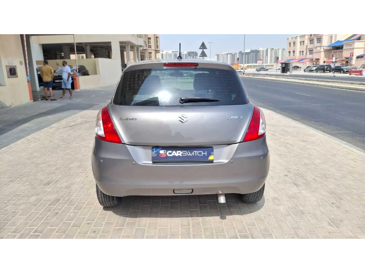 Car image 6
