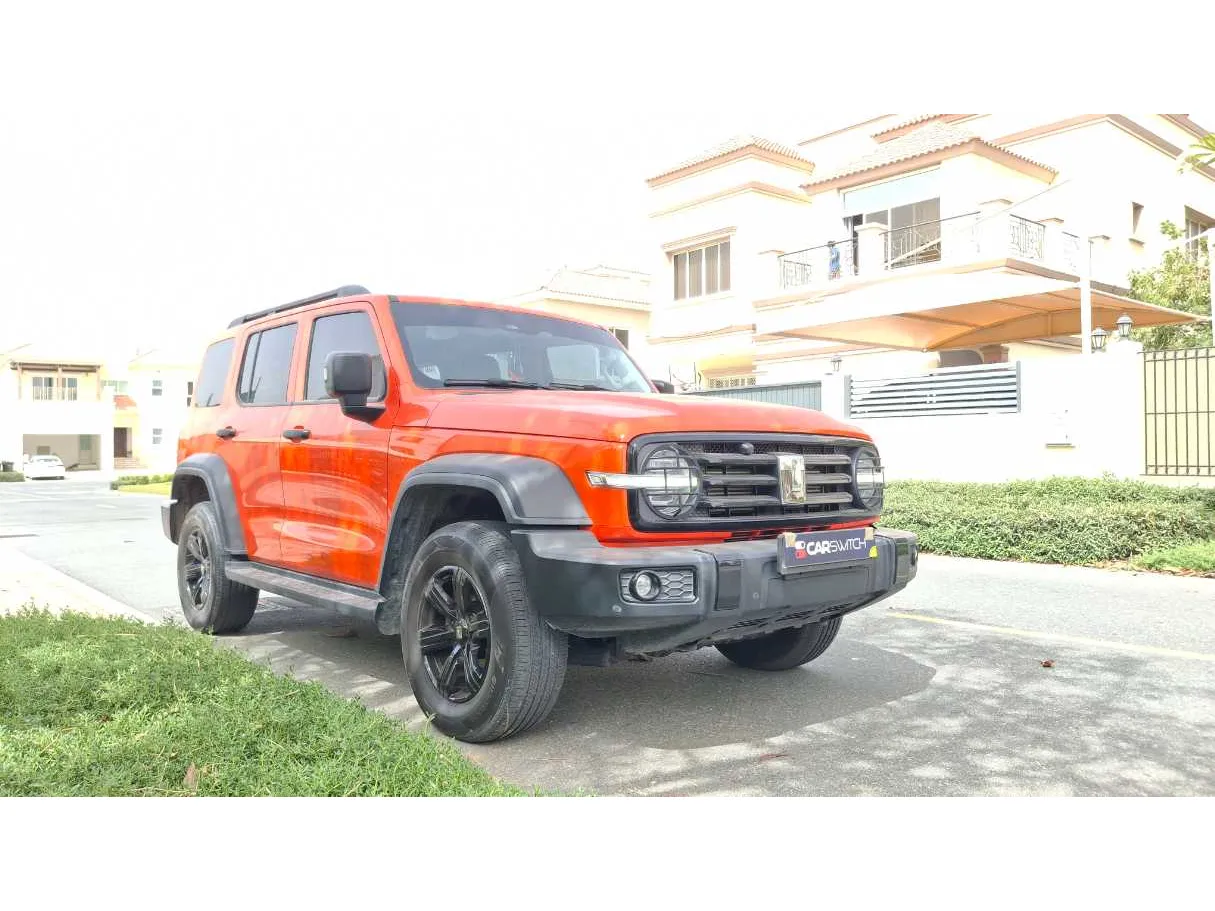 Car image 3