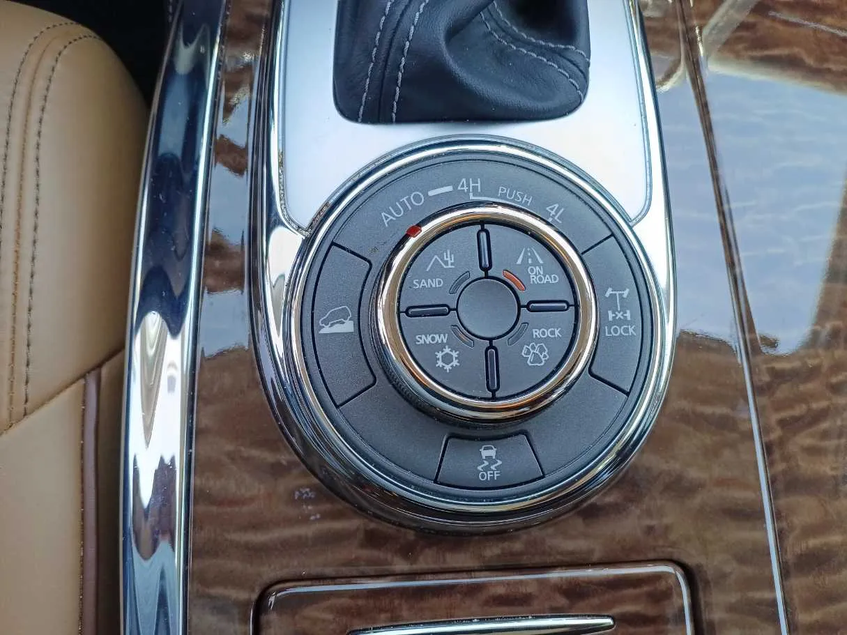 Car image 22