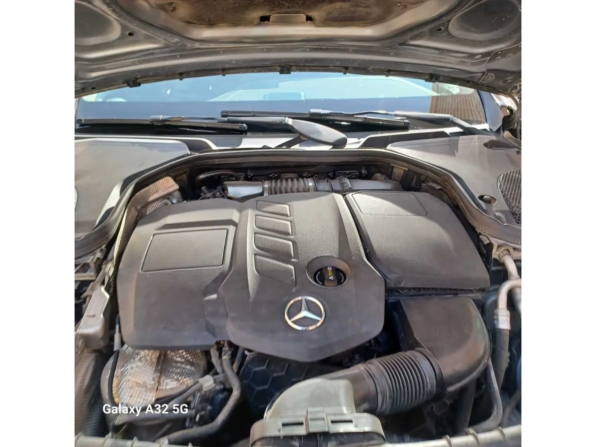 Car image 27