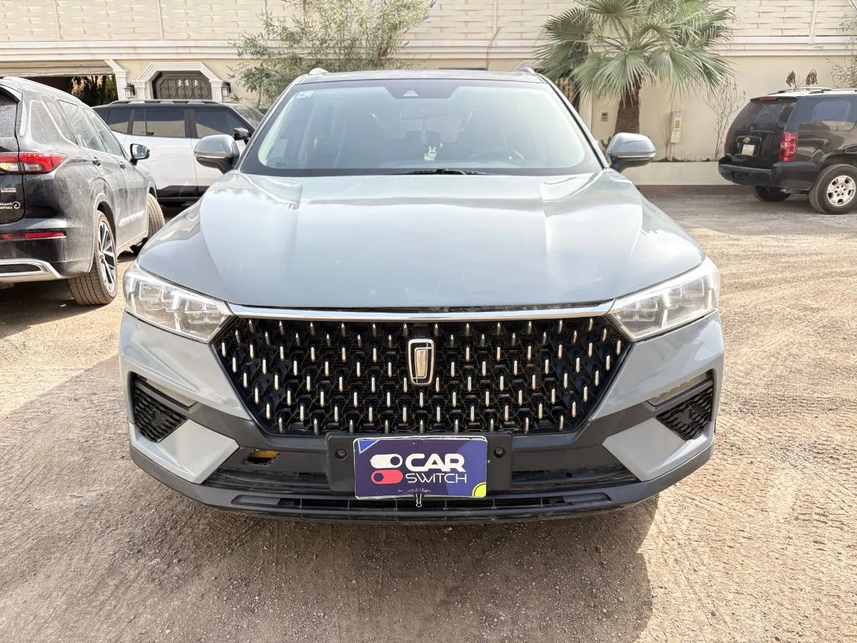 Car image 2