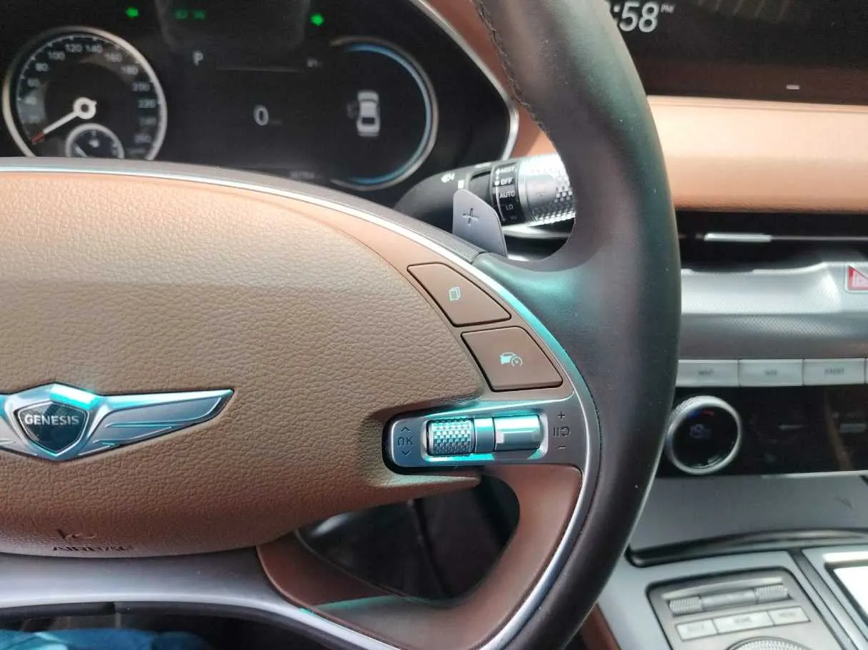 Car image 29