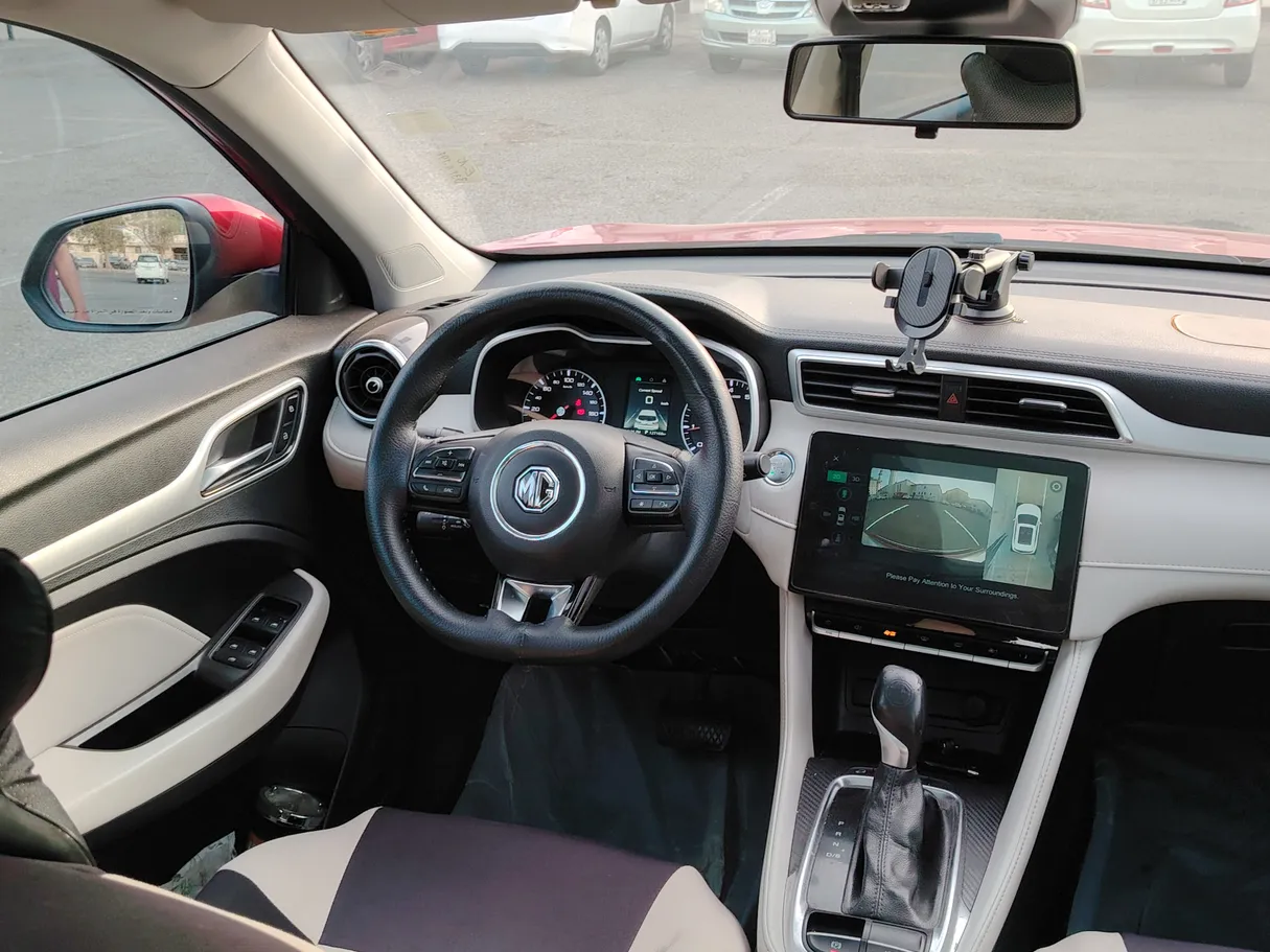 Car image 21