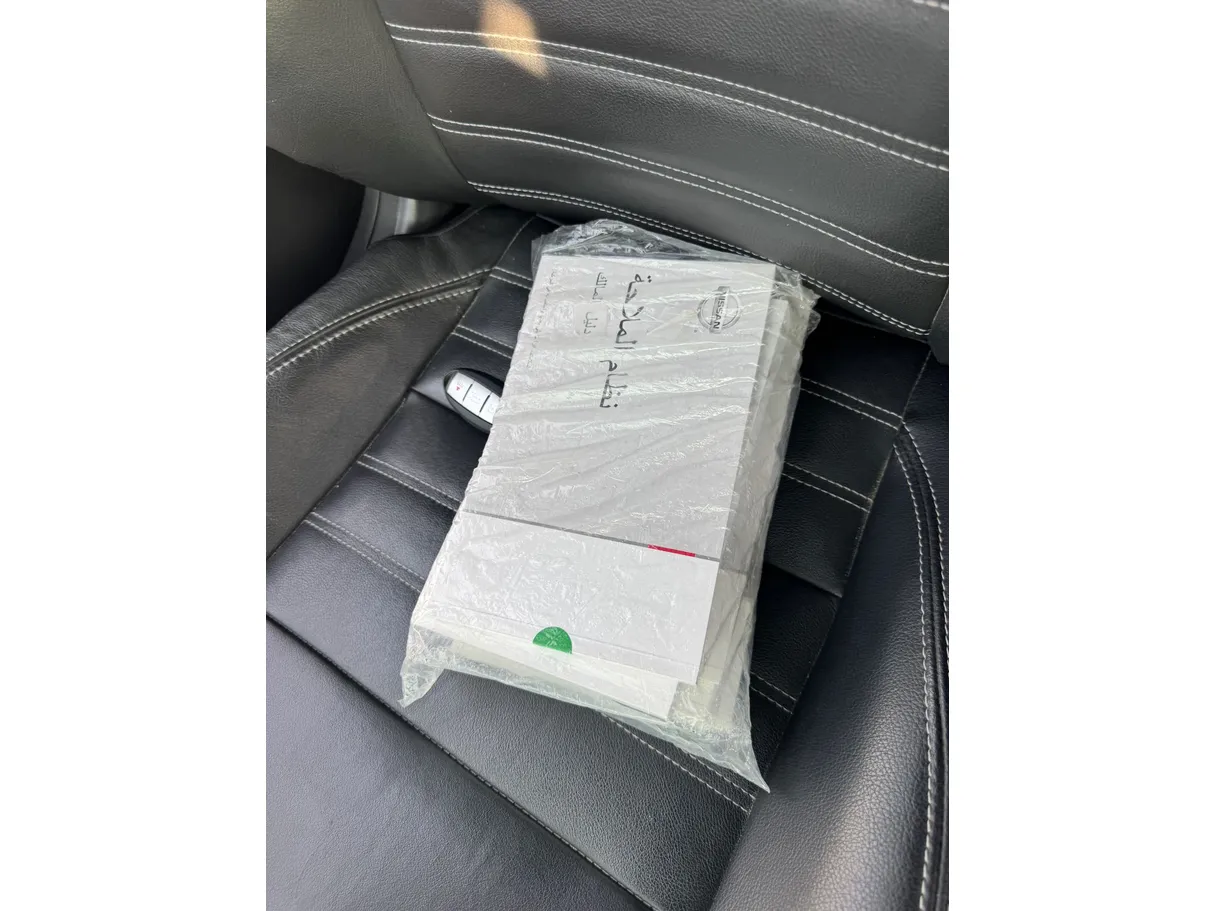 Car image 21
