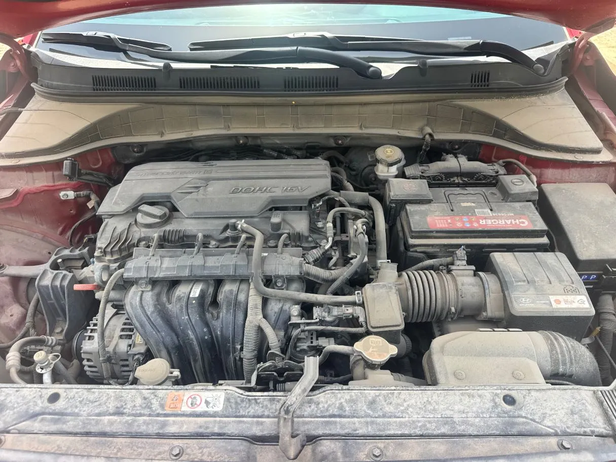 Car image 21