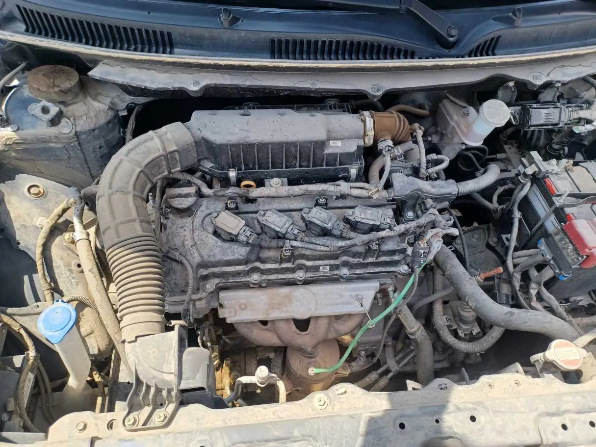 Car image 23