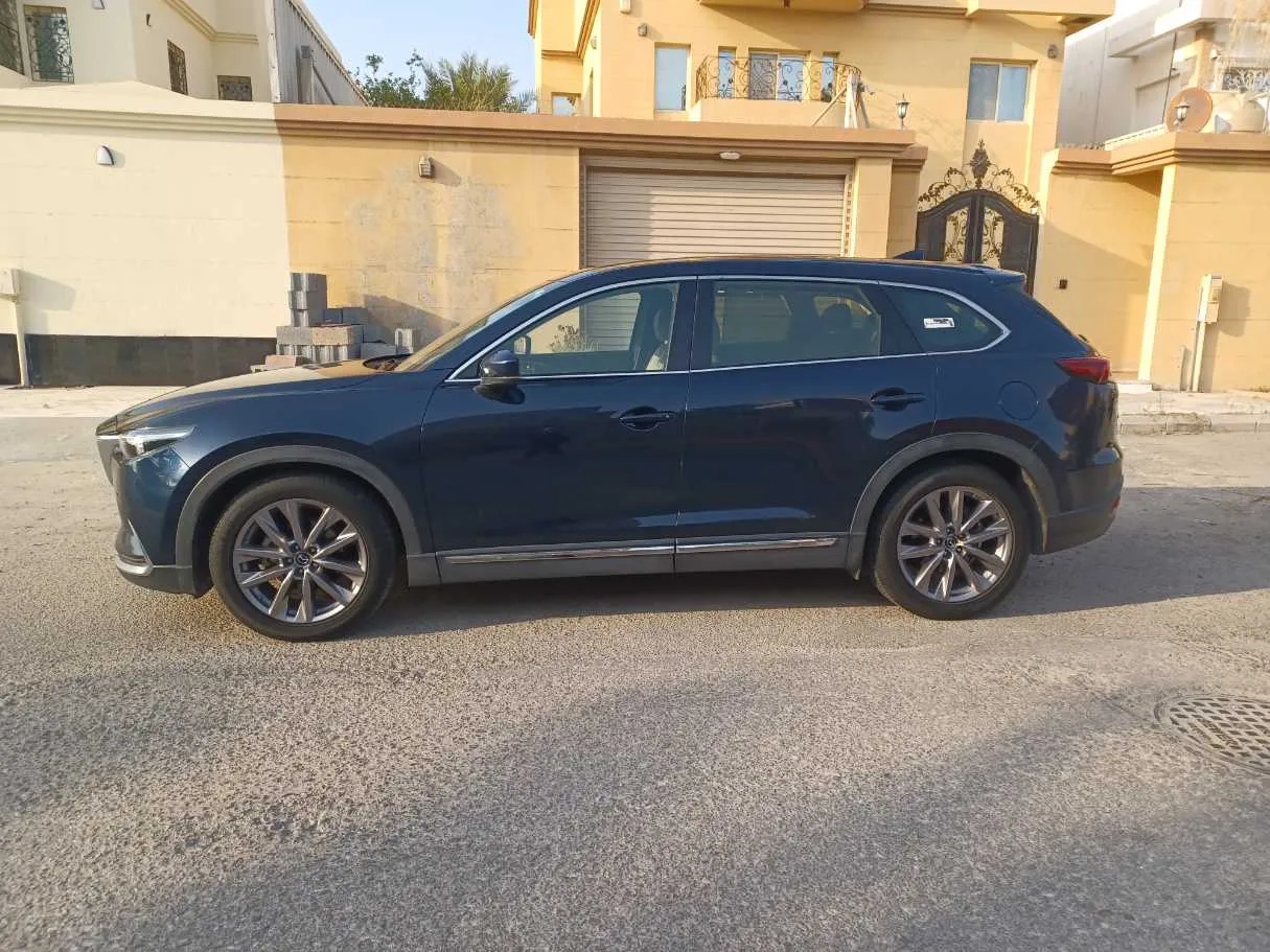 Car image 8