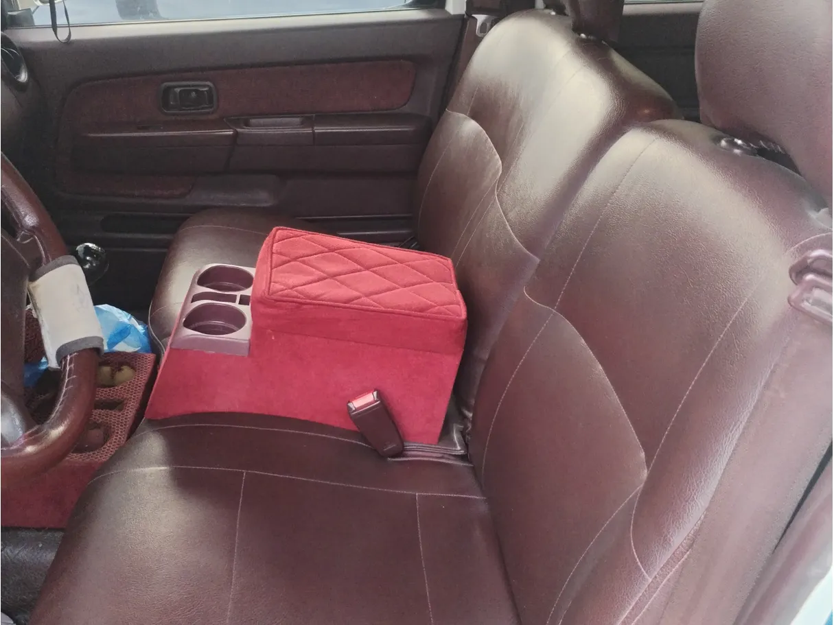 Car image 5