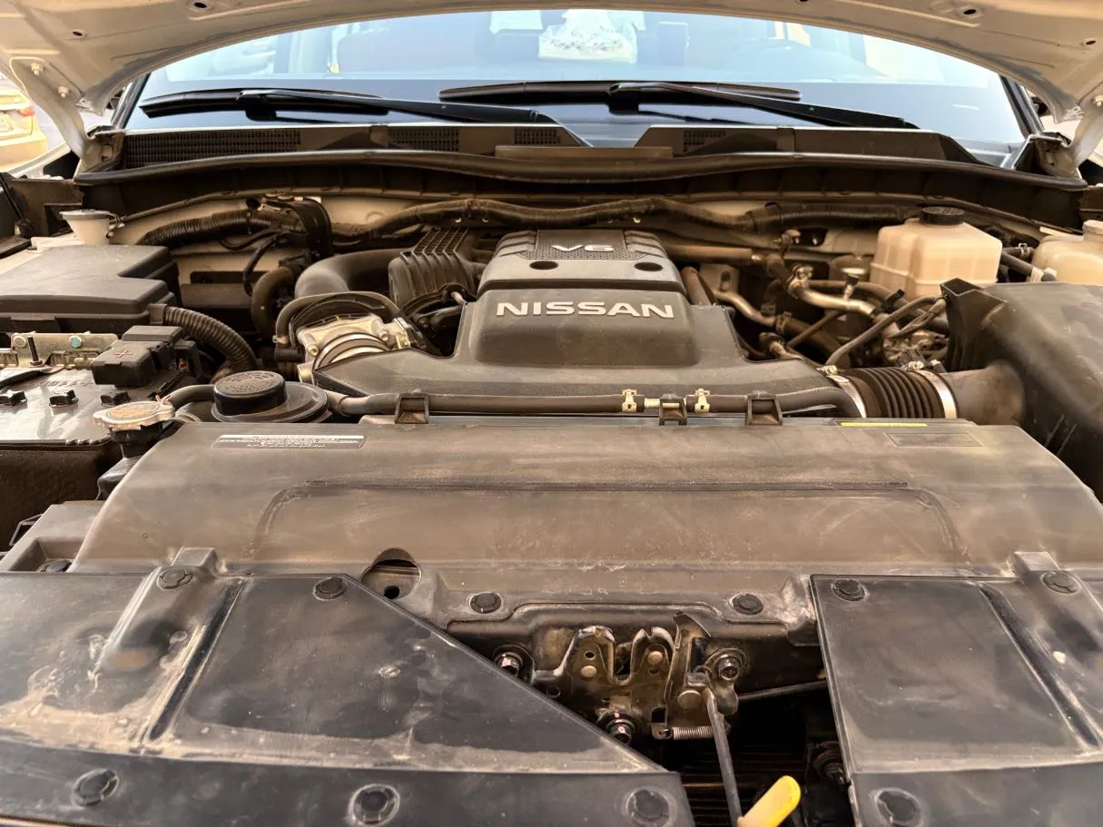 Car image 32