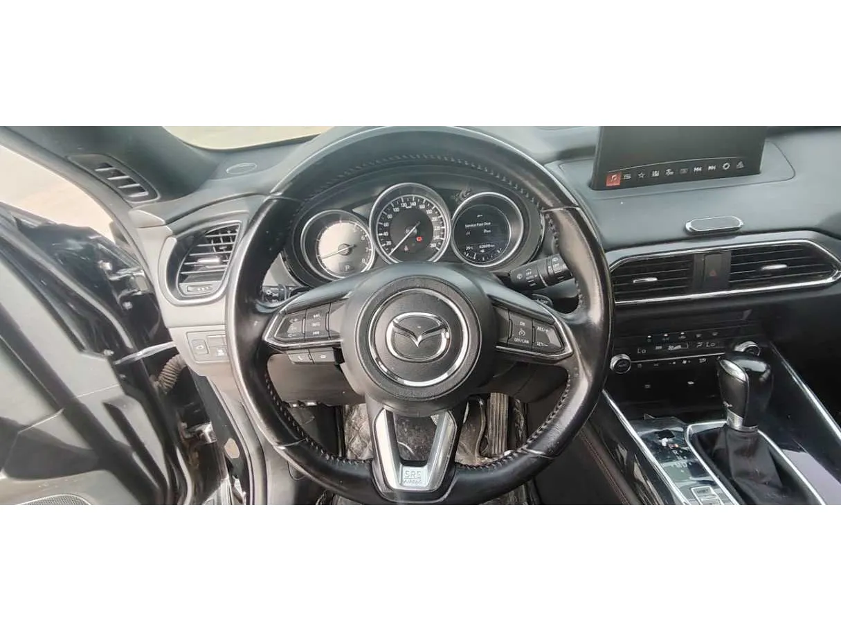 Car image 21