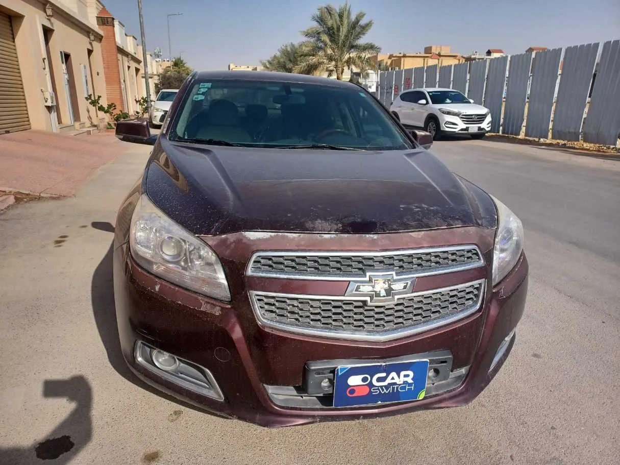 Car image 2
