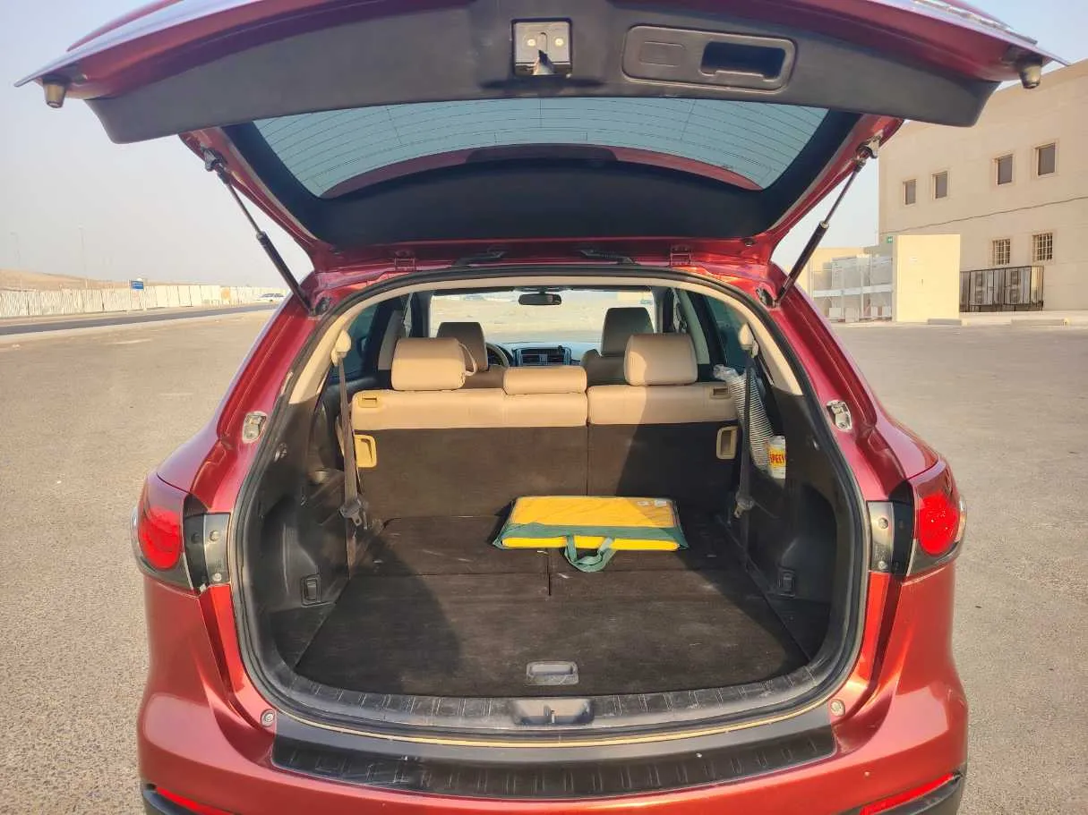 Car image 23