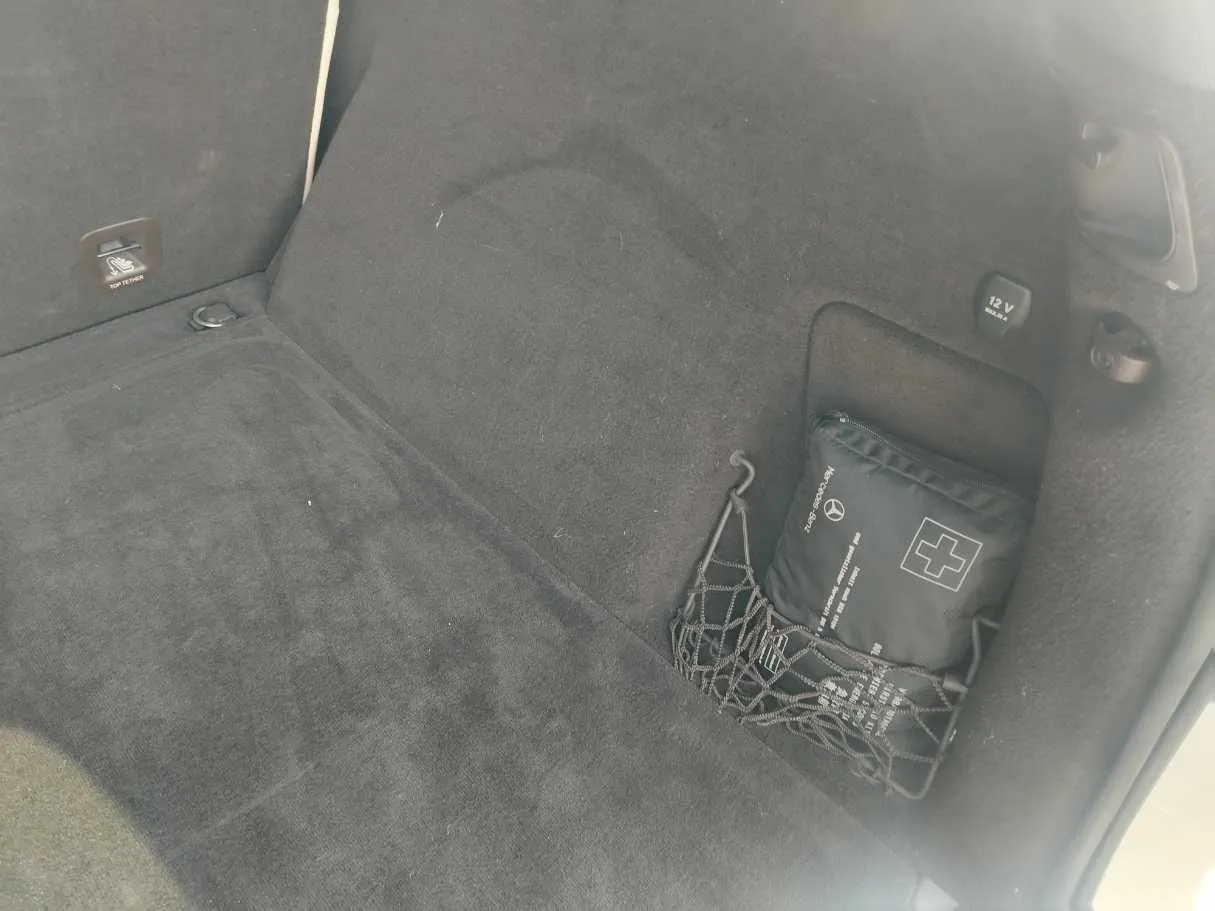 Car image 38