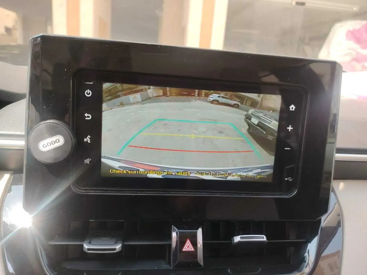 Car image 28