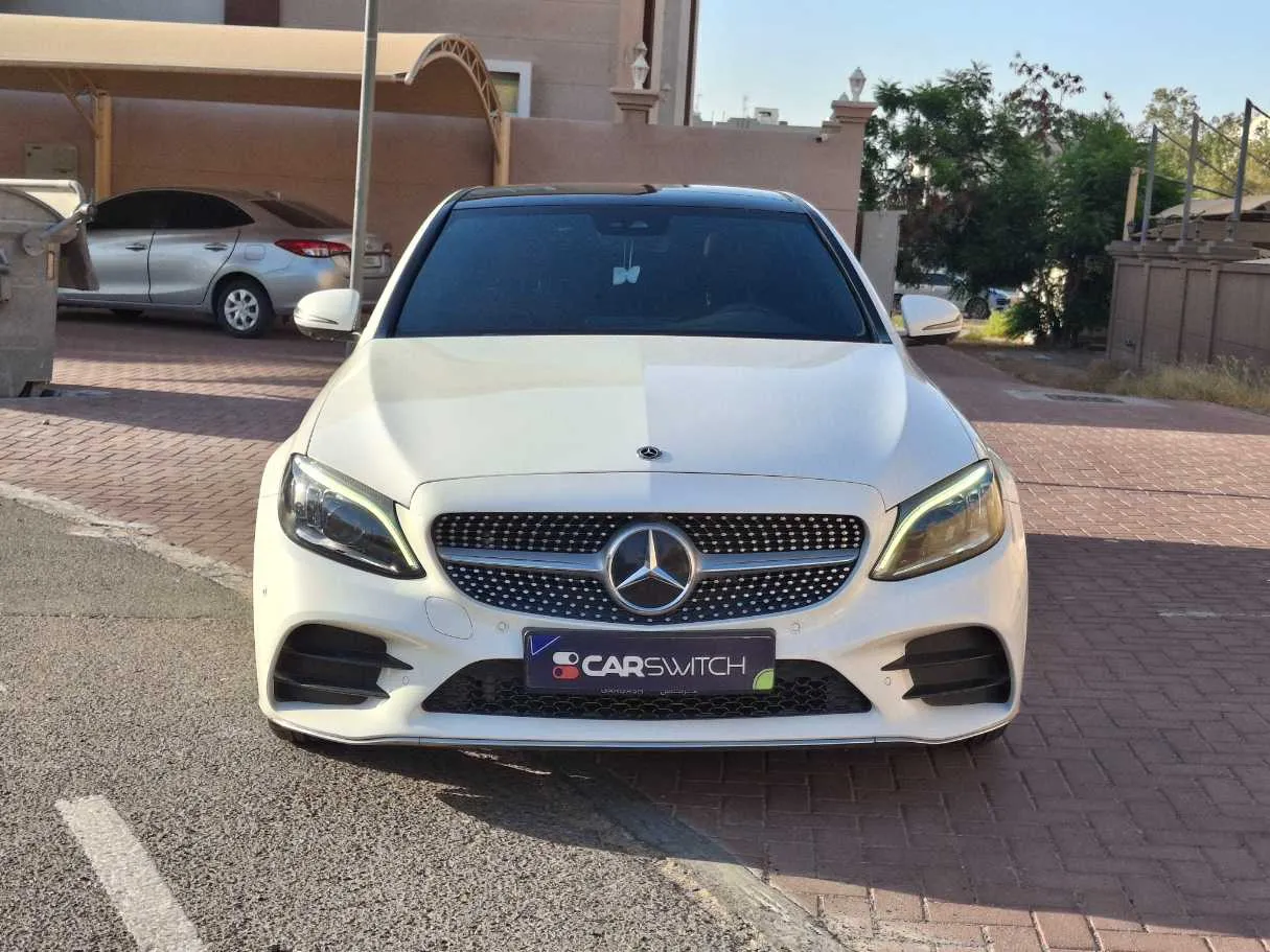 Car image 2