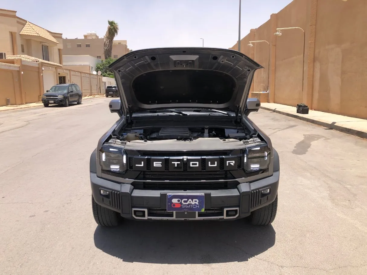 Car image 26
