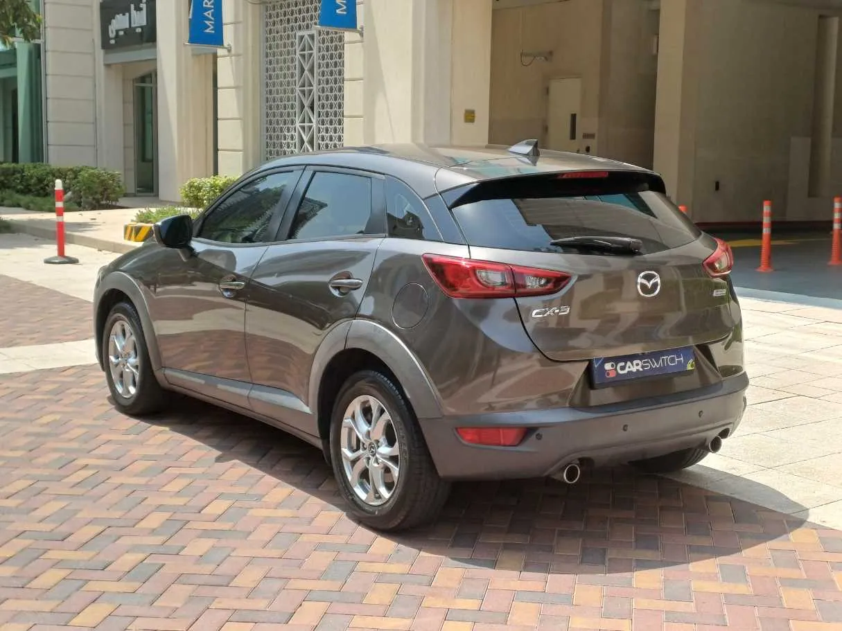 Car image 7