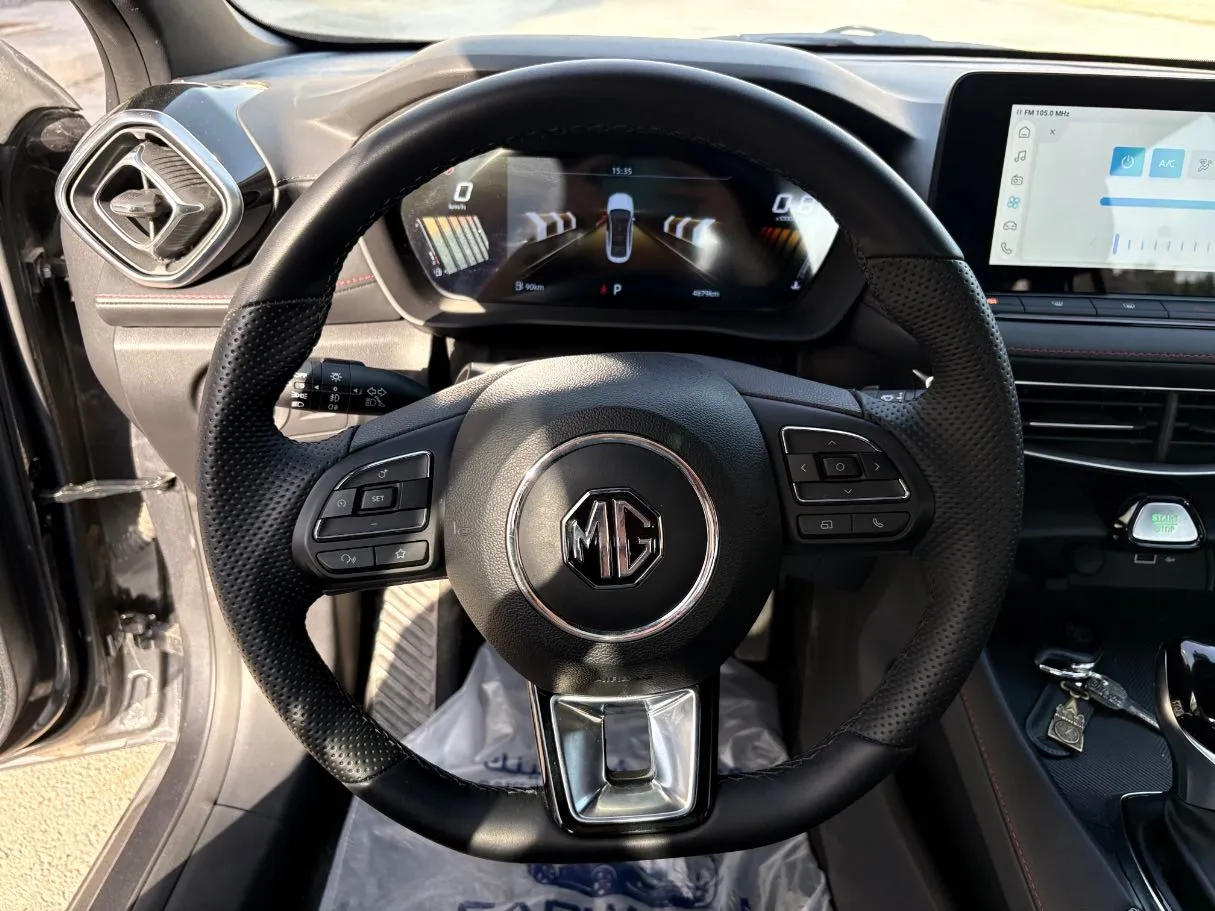 Car image 21