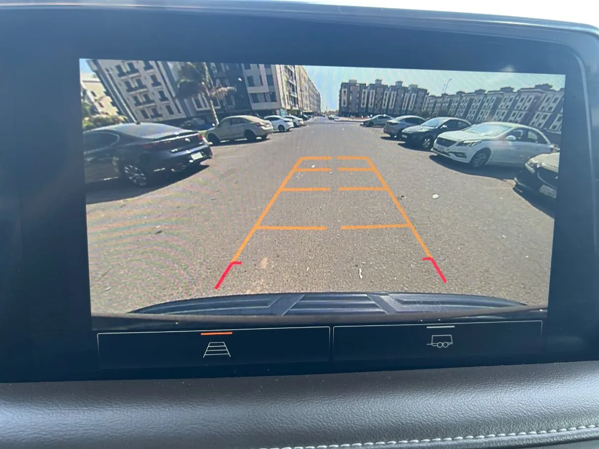 Car image 28