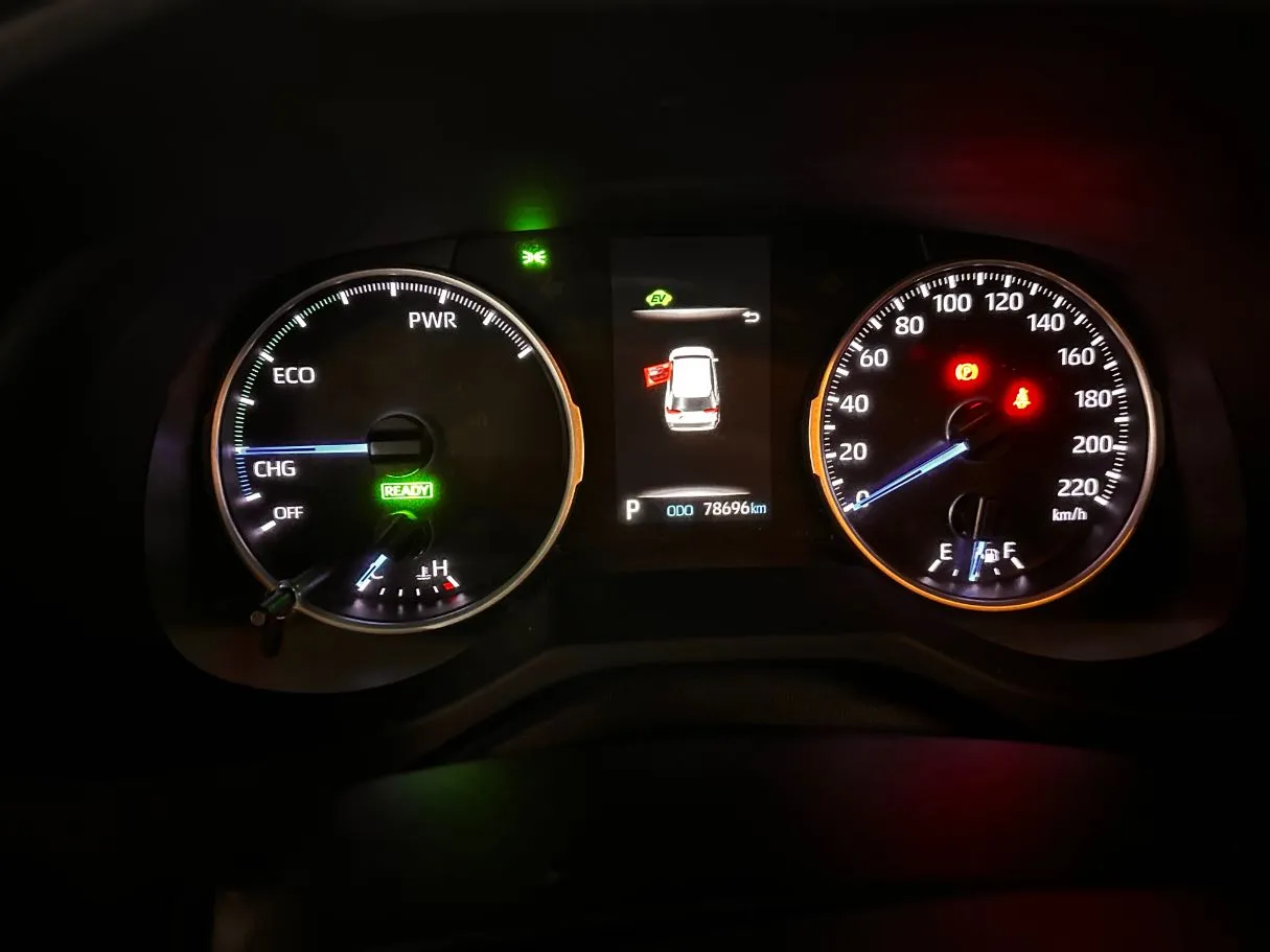 Car image 22