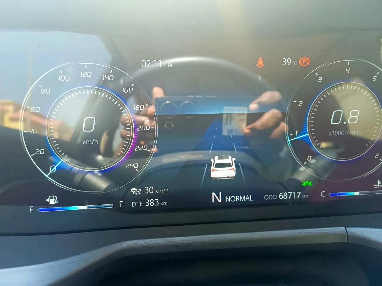 Car image 28